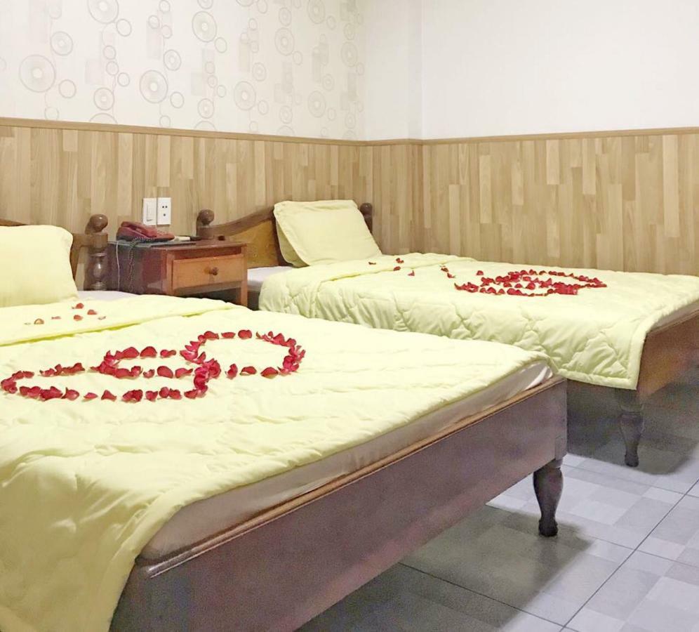 Thanh Ngoc Hotel Nha Trang Exteriör bild