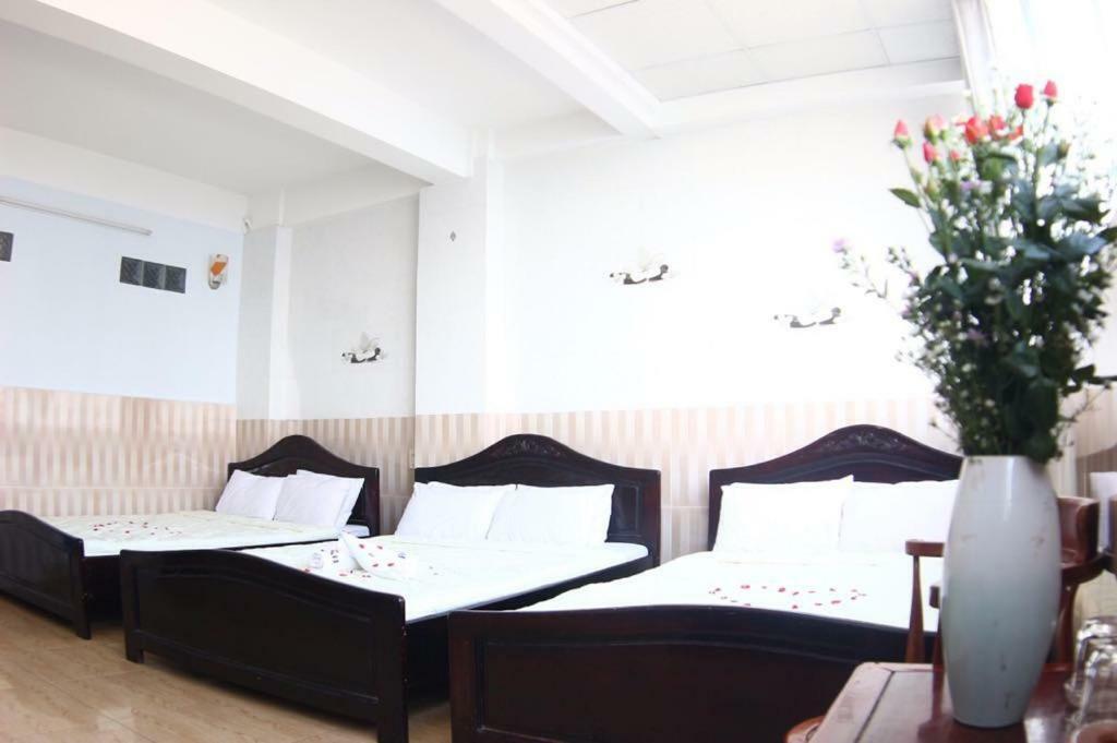 Thanh Ngoc Hotel Nha Trang Exteriör bild